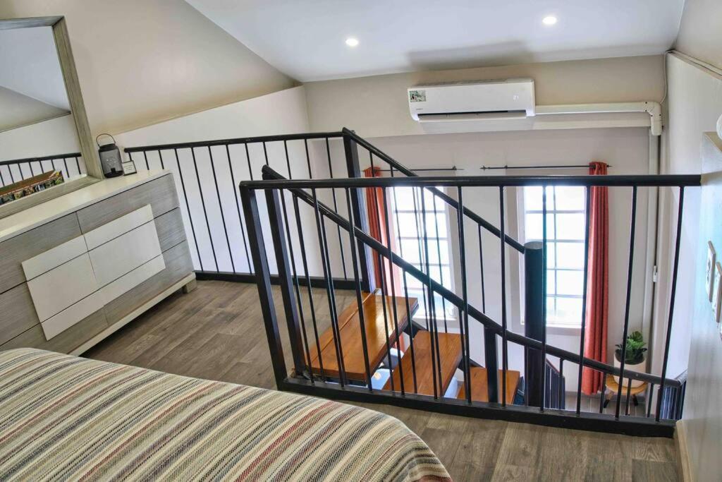 City Views Spacious Mezzanine Apartments Willemstad Buitenkant foto